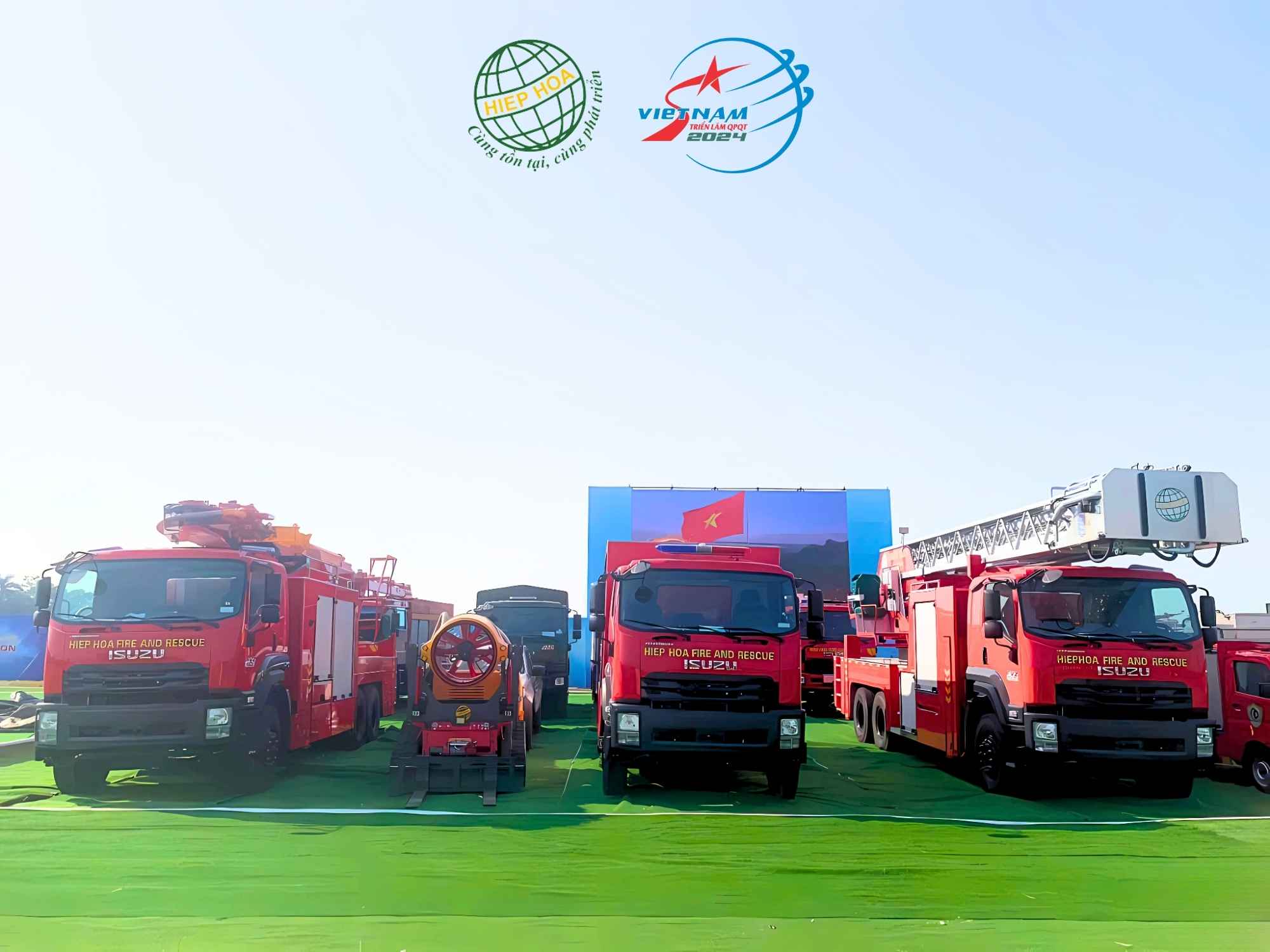 Hiep Hoa Group displays the most advanced and modern fire prevention and fighting trucks and equipment products at Vietnam International Defence Expo 2024.