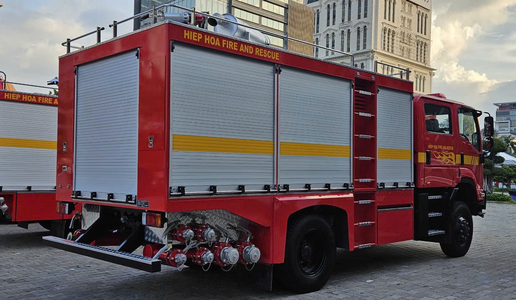 vô giá trị xe tiếp nước Hiệp Hòa